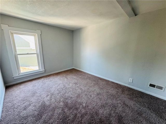 3521 Lexington Avenue, Kansas City, MO 64124