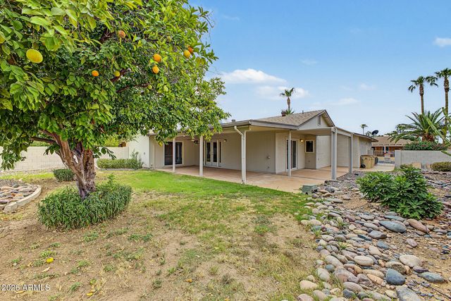 26253 S DARTFORD Drive, Sun Lakes, AZ 85248