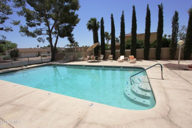 26253 S DARTFORD Drive, Sun Lakes, AZ 85248