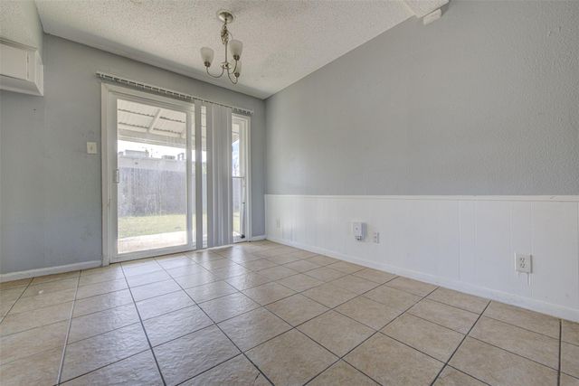 1306 E Saint Johns Ave, Austin, TX 78752