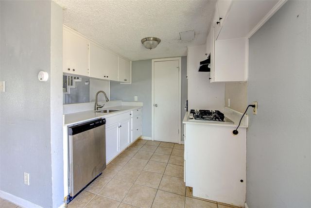 1306 E Saint Johns Ave, Austin, TX 78752