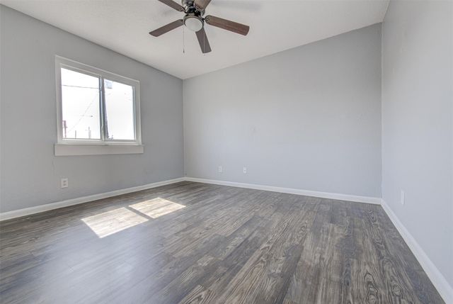 1306 E Saint Johns Ave, Austin, TX 78752