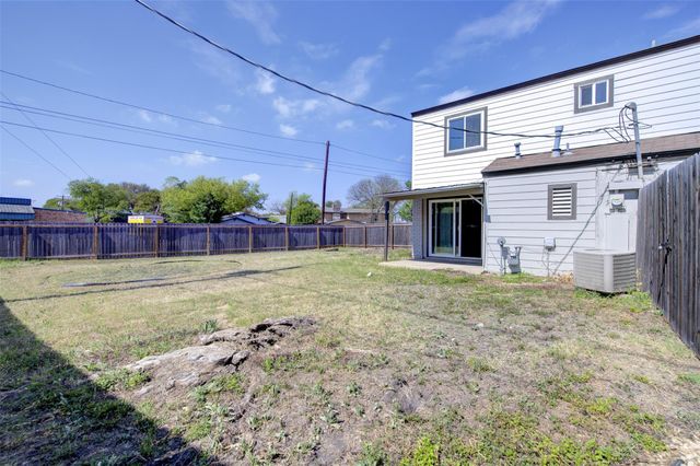 1306 E Saint Johns Ave, Austin, TX 78752