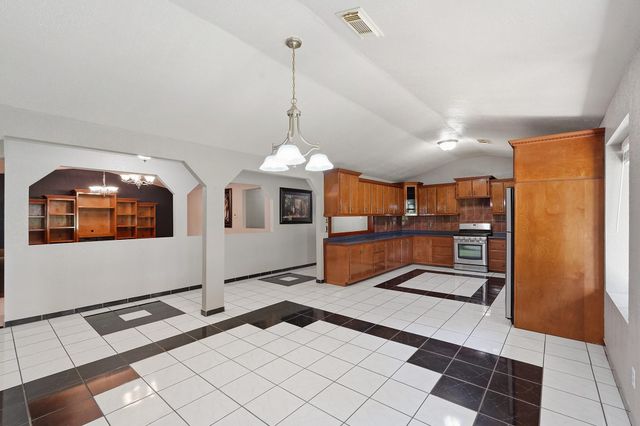 20602 Peters Road, Crosby, TX 77532