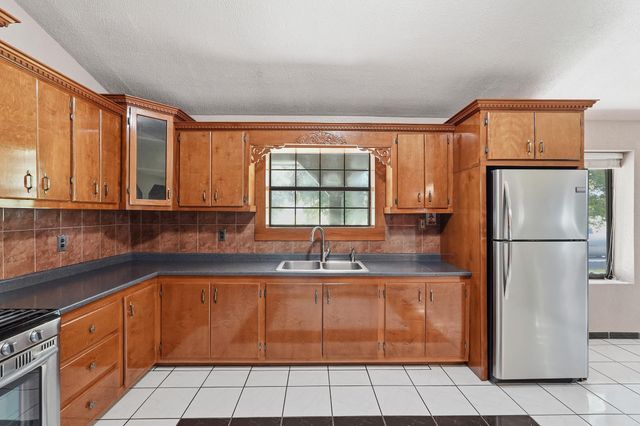 20602 Peters Road, Crosby, TX 77532