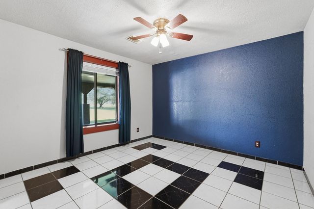 20602 Peters Road, Crosby, TX 77532