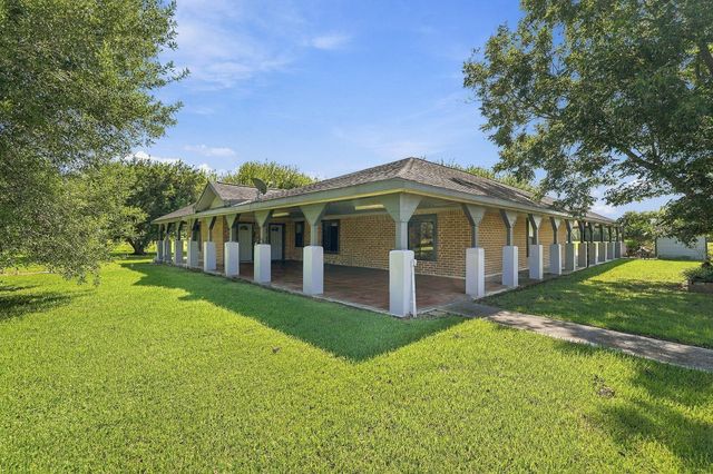 20602 Peters Road, Crosby, TX 77532