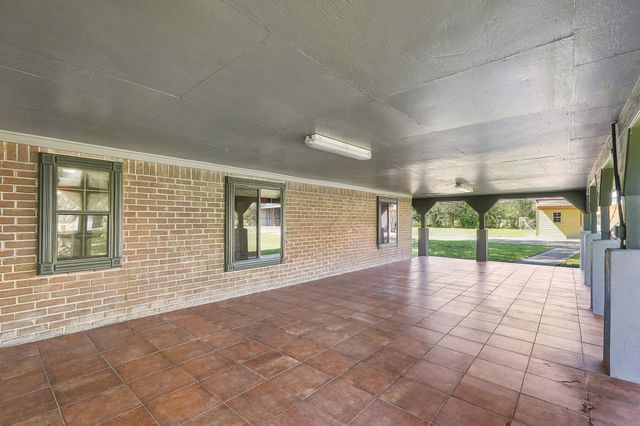 20602 Peters Road, Crosby, TX 77532