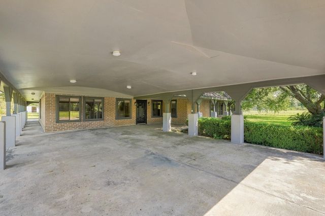 20602 Peters Road, Crosby, TX 77532