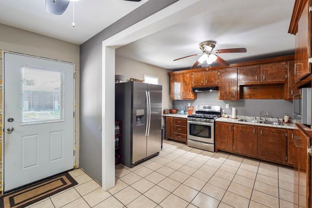 20602 Peters Road, Crosby, TX 77532