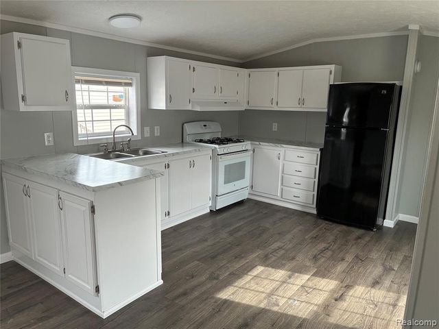 7306 Pipes Circle, Alma, MI 48801