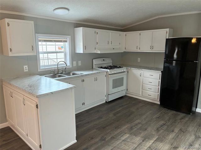 7306 Pipes Circle, Alma, MI 48801