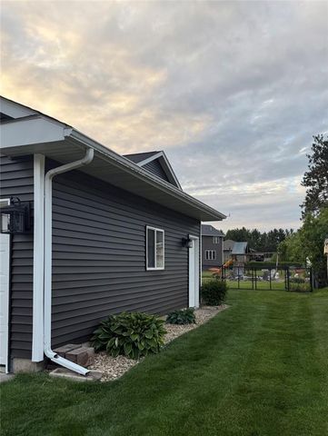 4426 Springfield Drive, Eau Claire, WI 54701