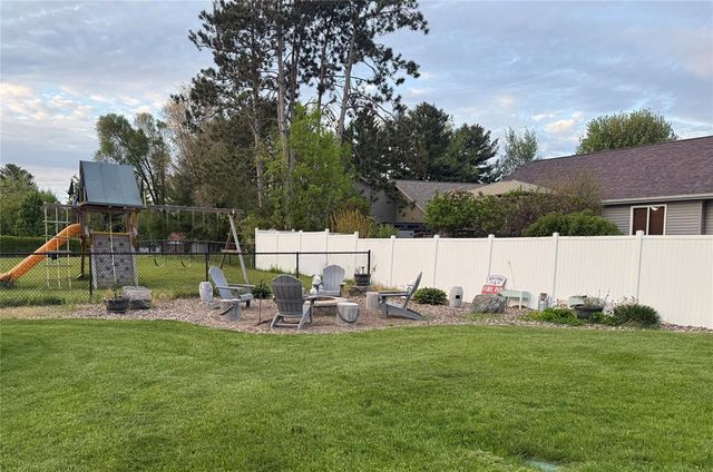 4426 Springfield Drive, Eau Claire, WI 54701