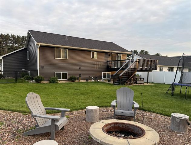 4426 Springfield Drive, Eau Claire, WI 54701