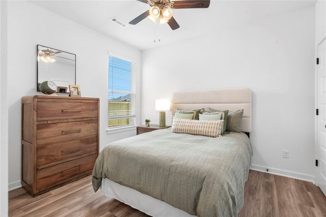 492 W Canada Drive, Farmington, AR 72730