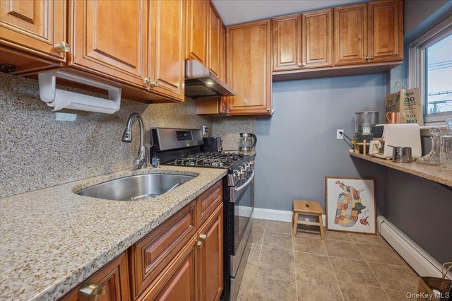 900 Midland Avenue 1D, Yonkers, NY 10704