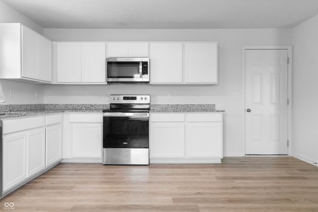 1815 S J Street, Elwood, IN 46036