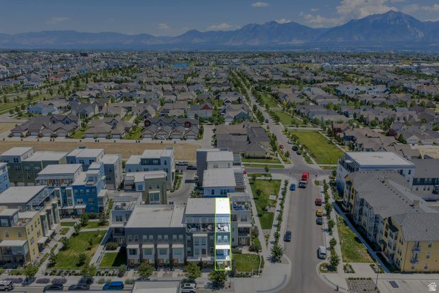 11241 S FREESTONE RD, South Jordan, UT 84009
