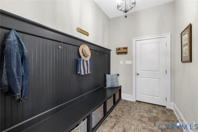 2019 Tulip Hill Dr, Midlothian, VA 23112