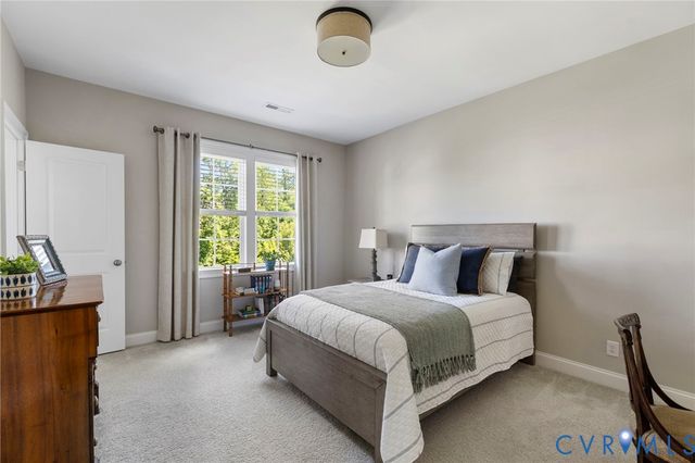 2019 Tulip Hill Dr, Midlothian, VA 23112