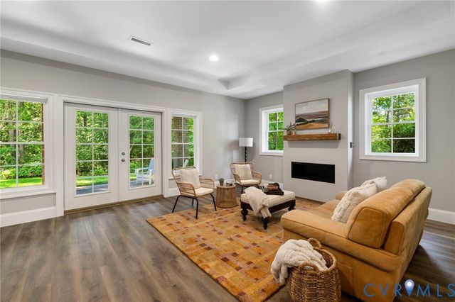 2019 Tulip Hill Dr, Midlothian, VA 23112