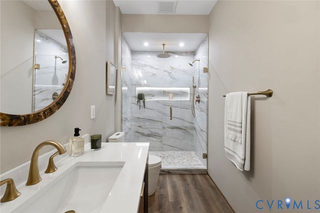 2019 Tulip Hill Dr, Midlothian, VA 23112