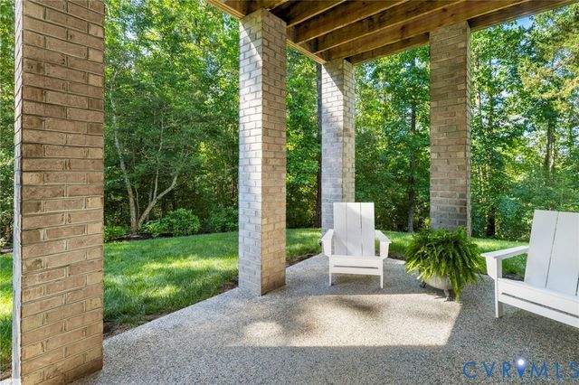 2019 Tulip Hill Dr, Midlothian, VA 23112