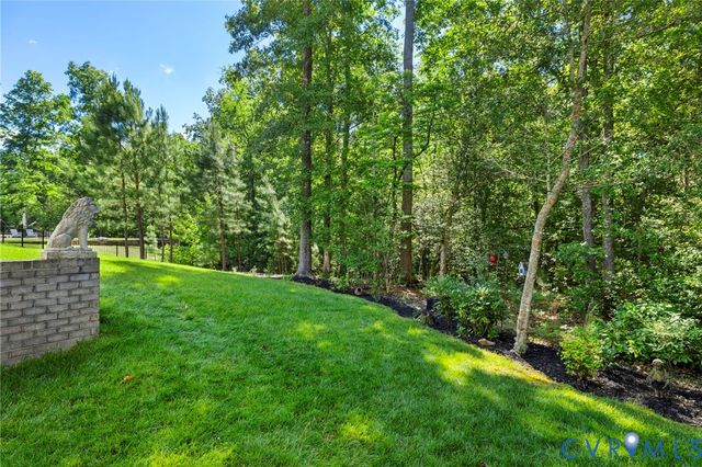 2019 Tulip Hill Dr, Midlothian, VA 23112