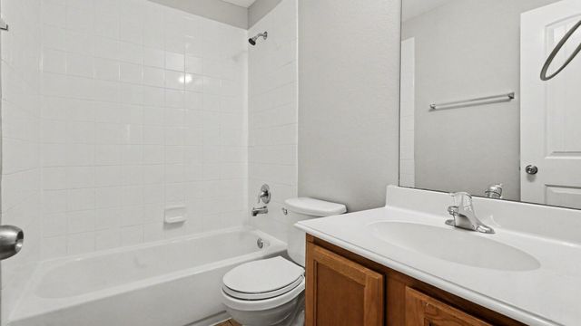 17123 Broken Back Drive, Crosby, TX 77532