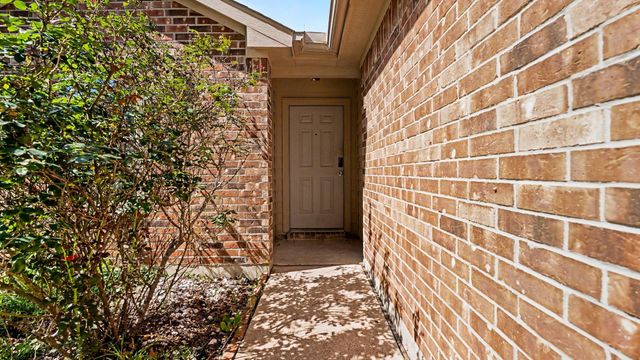 17123 Broken Back Drive, Crosby, TX 77532