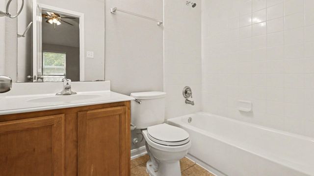 17123 Broken Back Drive, Crosby, TX 77532