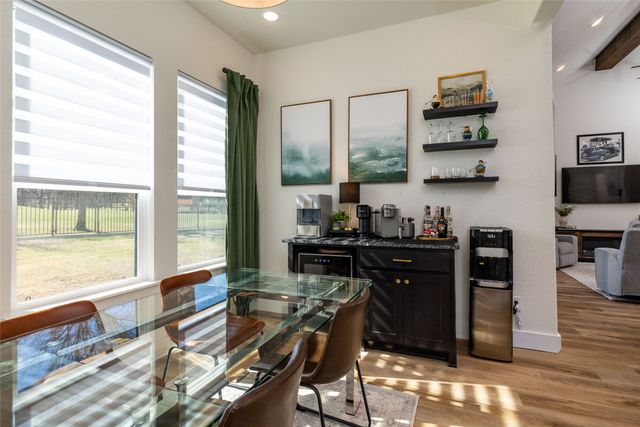 258 Motes Court, Runaway Bay, TX 76426