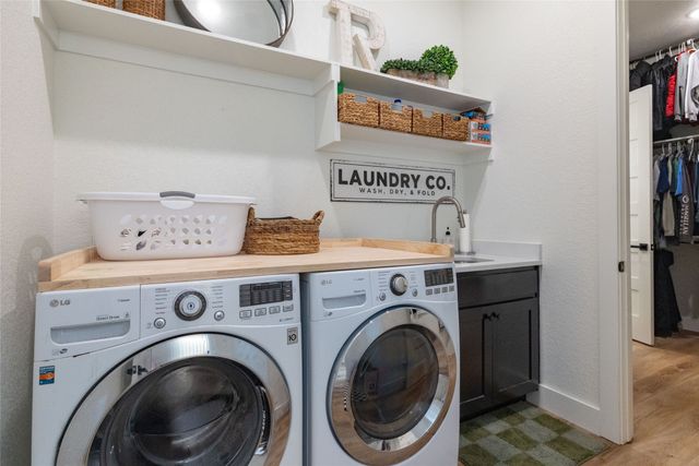 258 Motes Court, Runaway Bay, TX 76426