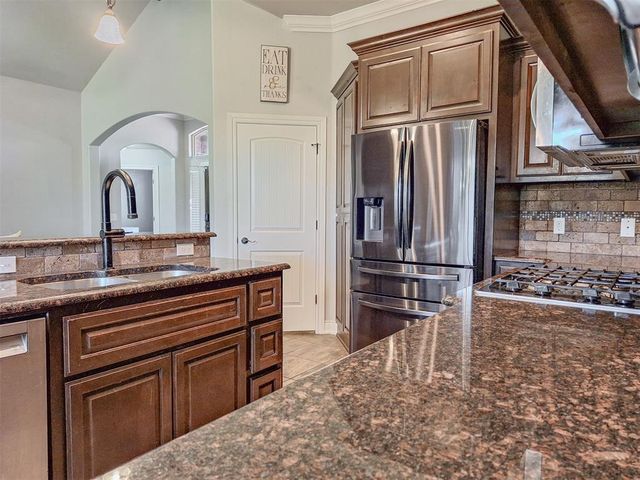 2328 NW 156th Street, Edmond, OK 73013