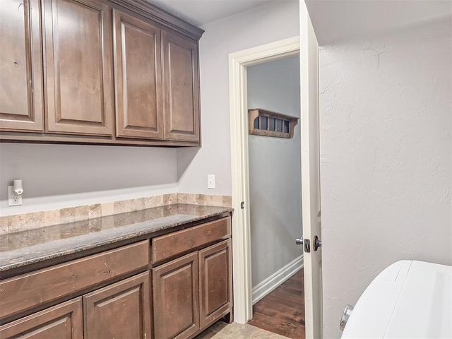 2328 NW 156th Street, Edmond, OK 73013