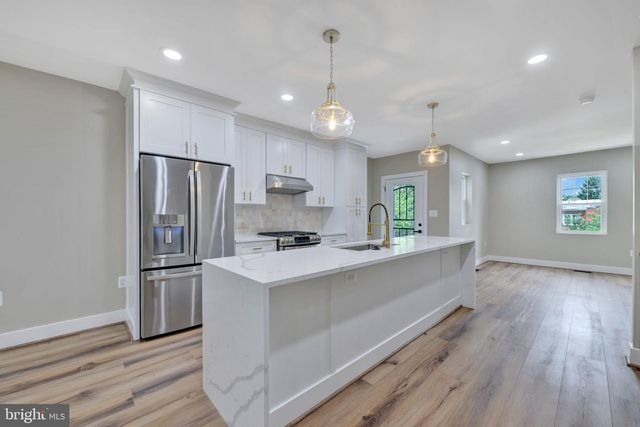 217 JEFFERSON ST NW, Washington, DC 20011