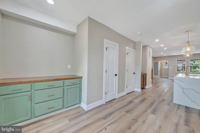 217 JEFFERSON ST NW, Washington, DC 20011