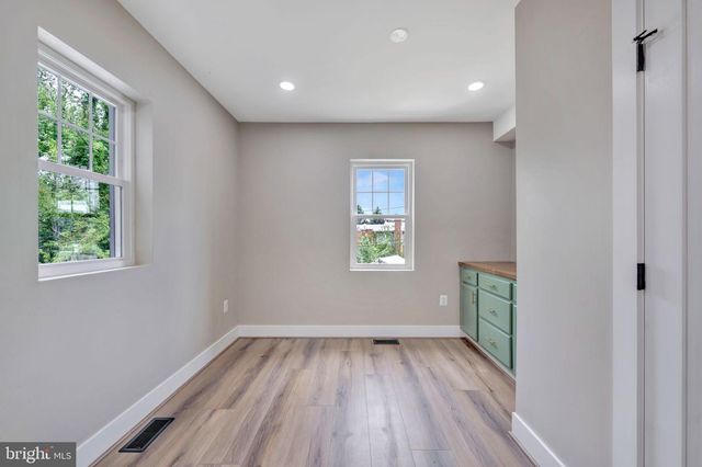 217 JEFFERSON ST NW, Washington, DC 20011