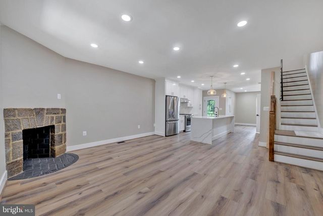 217 JEFFERSON ST NW, Washington, DC 20011