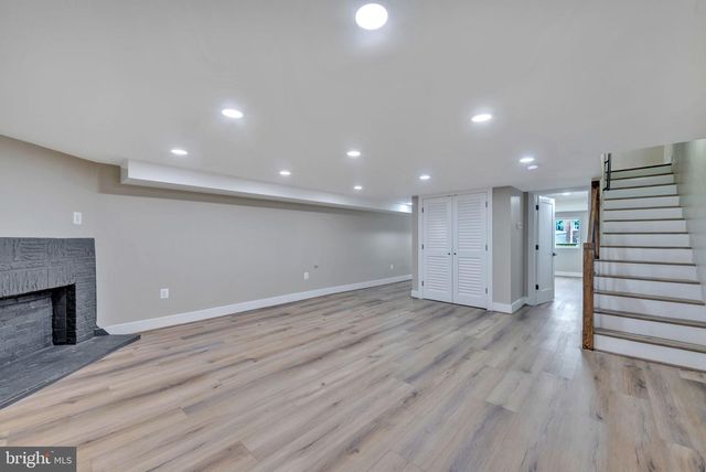 217 JEFFERSON ST NW, Washington, DC 20011