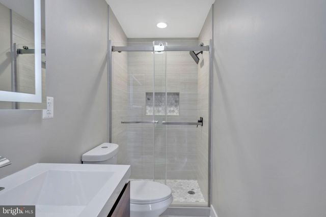 217 JEFFERSON ST NW, Washington, DC 20011