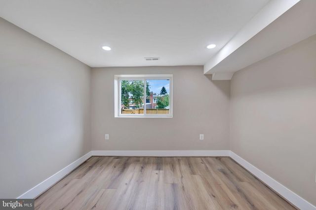 217 JEFFERSON ST NW, Washington, DC 20011
