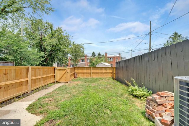 217 JEFFERSON ST NW, Washington, DC 20011