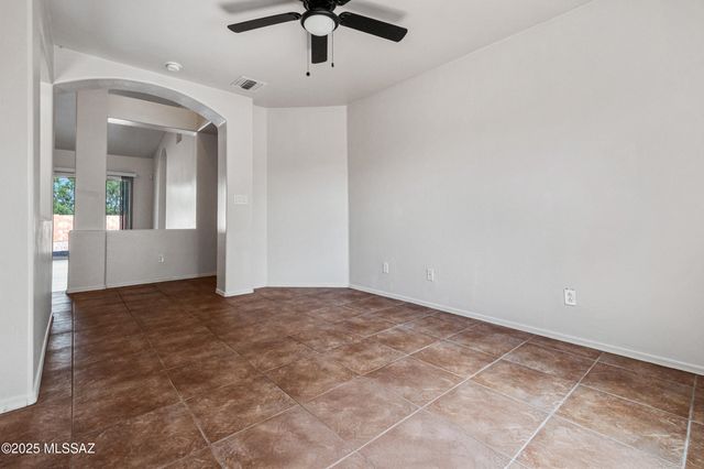 403 Via Capri, Rio Rico, AZ 85648