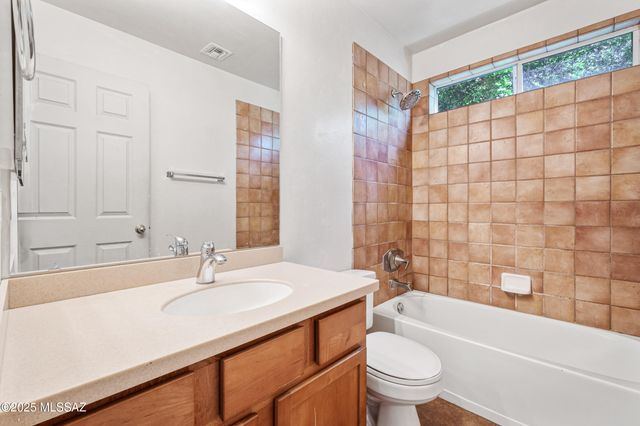 403 Via Capri, Rio Rico, AZ 85648