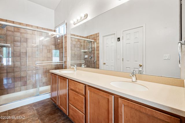 403 Via Capri, Rio Rico, AZ 85648