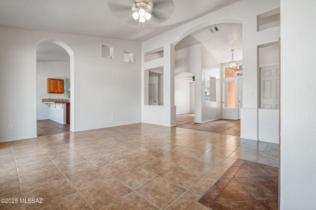 403 Via Capri, Rio Rico, AZ 85648