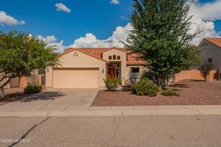 403 Via Capri, Rio Rico, AZ 85648