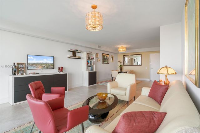 5750 Collins Ave 15E, Miami Beach, FL 33140